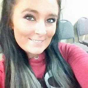 Meet your Posher, Katelyn